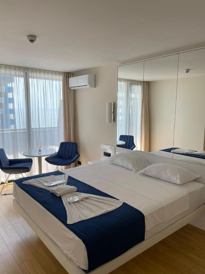 Orbi City Batumi Aparthotel Екстер'єр фото