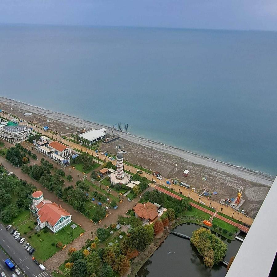 Orbi City Batumi Aparthotel Екстер'єр фото