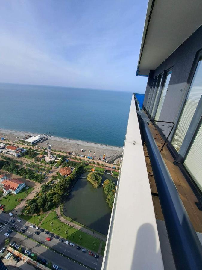 Orbi City Batumi Aparthotel Екстер'єр фото
