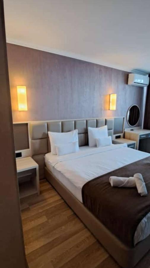 Orbi City Batumi Aparthotel Екстер'єр фото