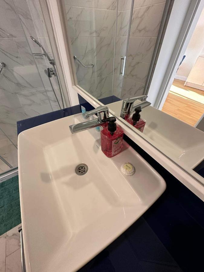 Orbi City Batumi Aparthotel Екстер'єр фото