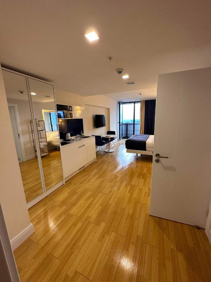 Orbi City Batumi Aparthotel Екстер'єр фото