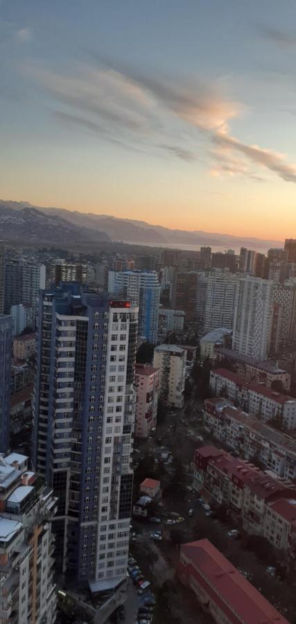 Orbi City Batumi Aparthotel Екстер'єр фото