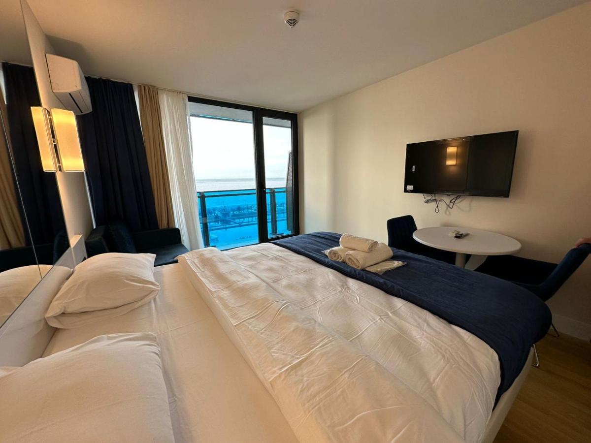 Orbi City Batumi Aparthotel Екстер'єр фото